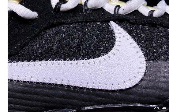 VaporMax Air AA3831-001 O-W  0216